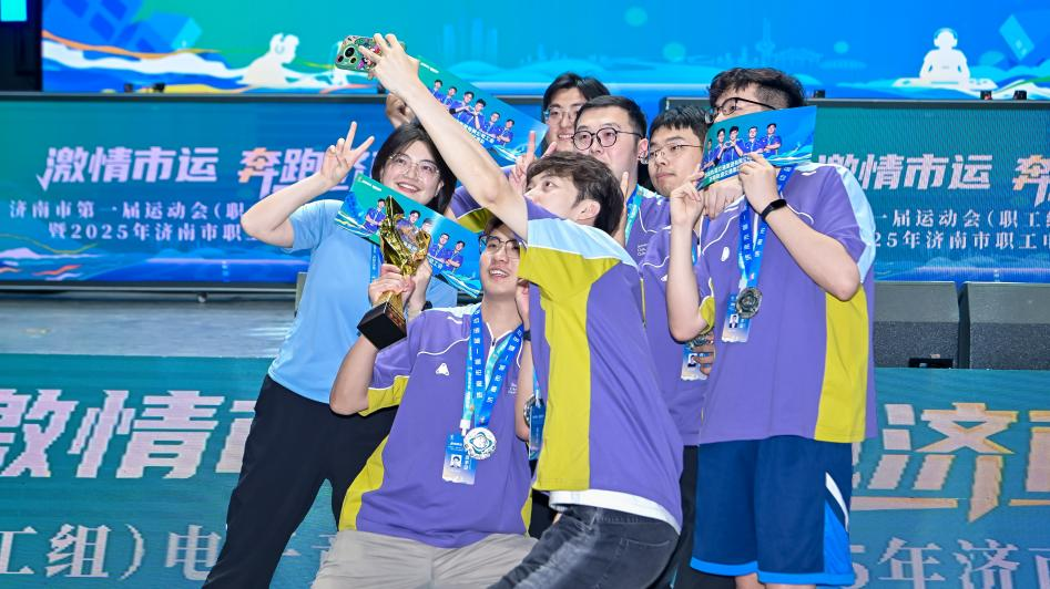 关键时刻稳 关键时刻稳