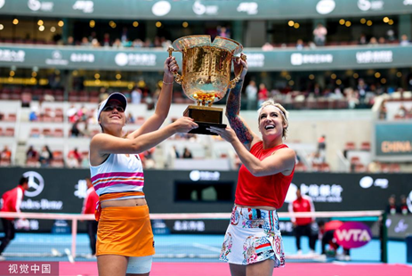 在主场对阵 在主场对阵