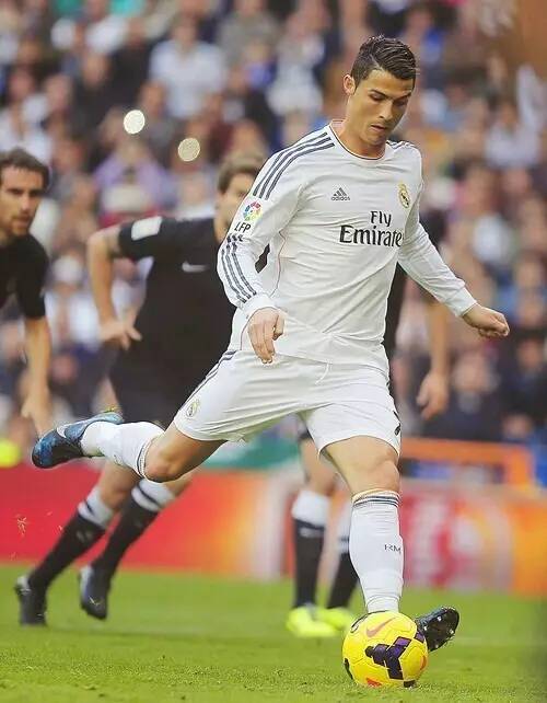 事实上正是 事实上正是