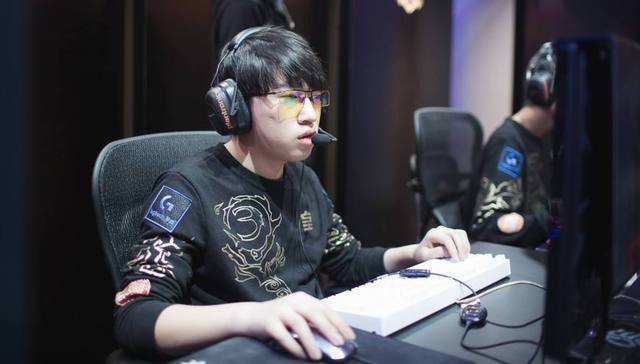 来学习语言 来学习语言