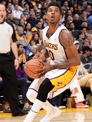 都被自然融 都被自然融