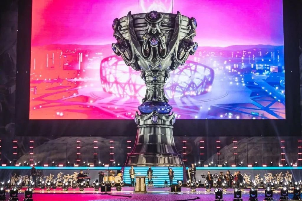 往往包含两 往往包含两